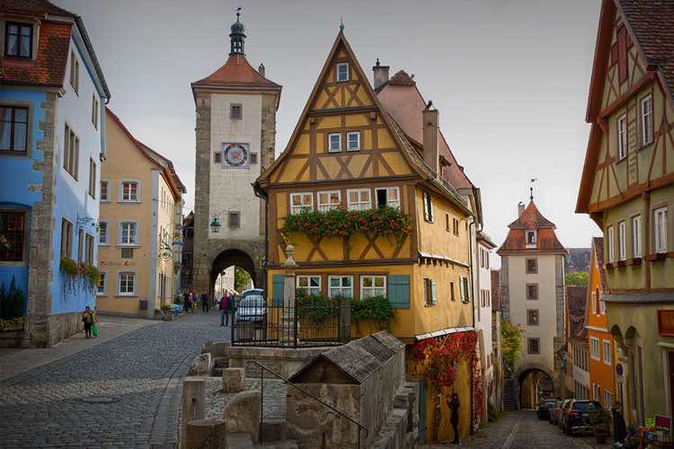 روتنبرگ او در تاوبر از زیباترین جاذبه های گردشگری آلمان