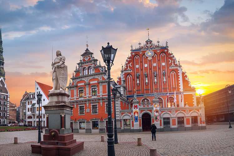 روش ‌های مهاجرت به لتونی