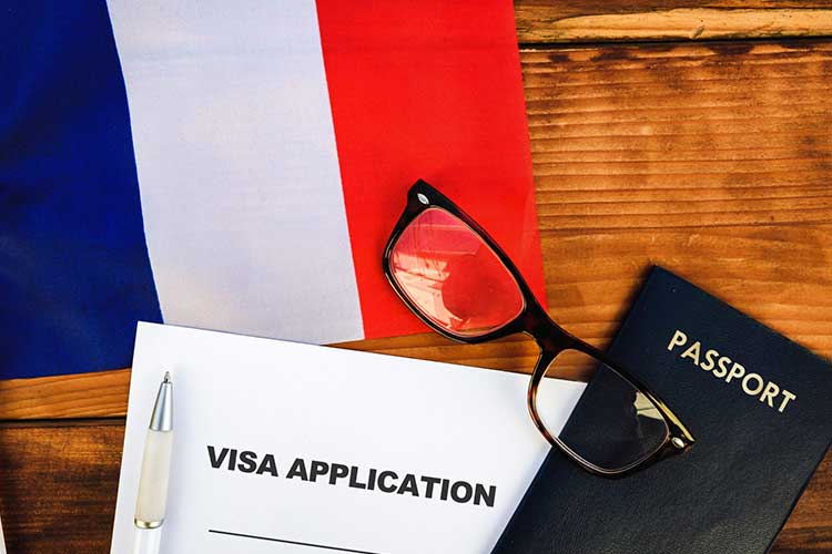 تبدیل ویزای کاری فرانسه به اقامت دائم